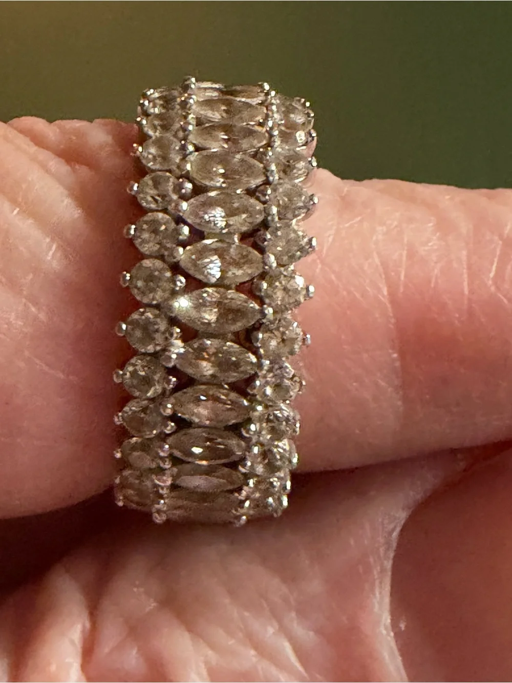 Sparkling Crystal Eternity Band Ring - Silver Tone